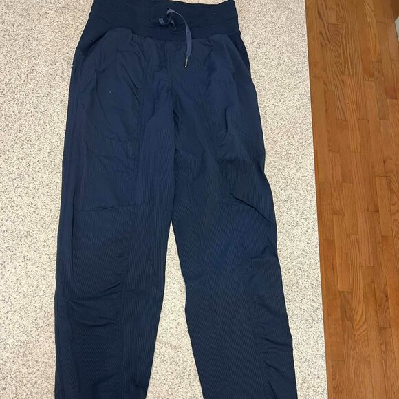 LuluLemon Dance studio Jogger - Picture 1 of 1